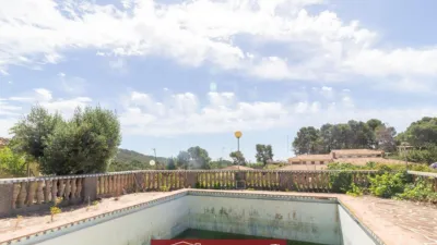 Chalet in La Empelta photo 26