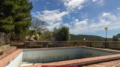 Chalet in La Empelta photo 2