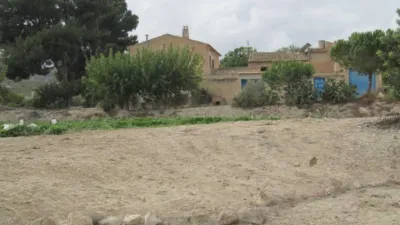 Terreno en venta en Horna - Más