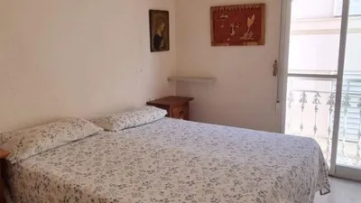 Apartment on Carrer de Campoamor photo 11