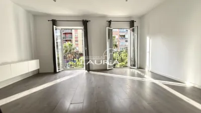 Piso en alquiler en Avinguda de Peris y Valero - Imagen 4