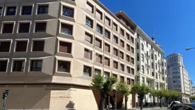 Apartamento en alquiler en Calle de Paulino Caballero, Ensanches - Zabalguneak (Pamplona - Iruña) de 1.400 €<span>/mes</span>