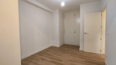 Piso en alquiler en Calle de Juan de Juni, Paseo Zorrilla-Campo Grande-Cuatro de Marzo (Valladolid Capital) de 990 €<span>/mes</span>