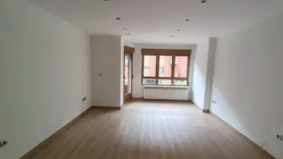 Piso en alquiler en Calle de San José, Paseo Zorrilla-Campo Grande-Cuatro de Marzo (Valladolid Capital) de 1.090 €<span>/mes</span>