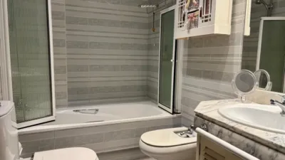 Piso en alquiler en Calle de Marina Escobar, Centro (Valladolid Capital) de 1.700 €<span>/mes</span>