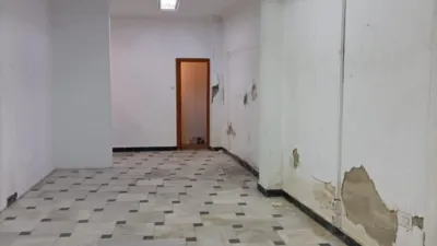 Local comercial en alquiler en Centro, Puerto Real de 1.000 €<span>/mes</span>