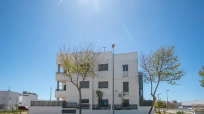 Apartment on Calle María Lejarraga photo 5