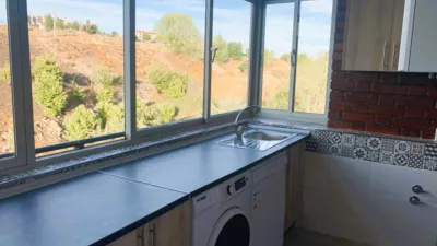 Habitación en alquiler en Calle de los Hornos Caleros, 48, Santo Tomás-Universidad (Ávila Capital) de 390 €<span>/mes</span>