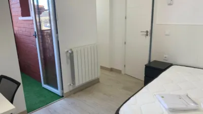 Habitación en alquiler en Calle de los Hornos Caleros, 48, Santo Tomás-Universidad (Ávila Capital) de 390 €<span>/mes</span>