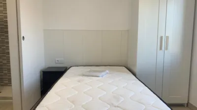 Habitación en alquiler en Calle de los Hornos Caleros, 48, Santo Tomás-Universidad (Ávila Capital) de 390 €<span>/mes</span>