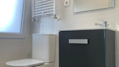 Habitación en alquiler en Calle de los Hornos Caleros, 48, Santo Tomás-Universidad (Ávila Capital) de 390 €<span>/mes</span>