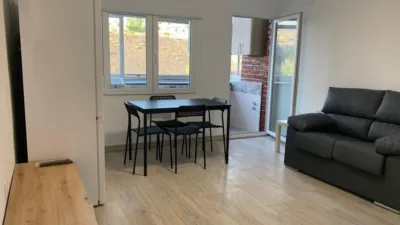 Habitación en alquiler en Calle de los Hornos Caleros, 48, Santo Tomás-Universidad (Ávila Capital) de 390 €<span>/mes</span>