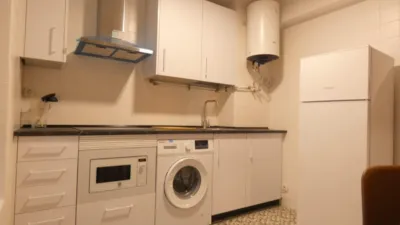 Habitación en alquiler en Calle de Eduardo Marquina, 14, Centro (Ávila Capital) de 375 €<span>/mes</span>