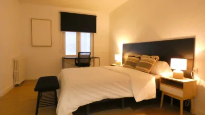 Habitación en alquiler en Calle de Eduardo Marquina, 14, Centro (Ávila Capital) de 375 €<span>/mes</span>