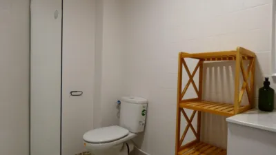 Habitación en alquiler en Calle de Eduardo Marquina, 14, Centro (Ávila Capital) de 375 €<span>/mes</span>