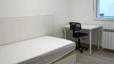 Habitación en alquiler en Calle del Capitán Méndez Vigo, 50, cerca de Calle de Bilbao, Santo Tomás-Universidad (Ávila Capital) de 370 €<span>/mes</span>