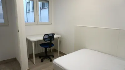 Habitación en alquiler en Calle del Capitán Méndez Vigo, 50, cerca de Calle de Bilbao, Santo Tomás-Universidad (Ávila Capital) de 370 €<span>/mes</span>