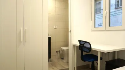 Habitación en alquiler en Calle del Capitán Méndez Vigo, 50, cerca de Calle de Bilbao, Santo Tomás-Universidad (Ávila Capital) de 370 €<span>/mes</span>