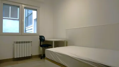 Habitación en alquiler en Calle del Capitán Méndez Vigo, 50, cerca de Calle de Bilbao, Santo Tomás-Universidad (Ávila Capital) de 370 €<span>/mes</span>