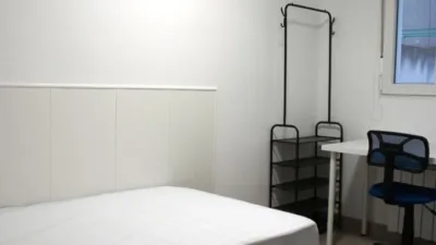 Habitación en alquiler en Calle del Capitán Méndez Vigo, 50, cerca de Calle de Bilbao, Santo Tomás-Universidad (Ávila Capital) de 370 €<span>/mes</span>
