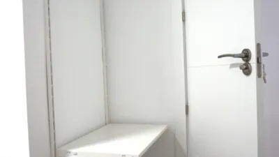 Habitación en alquiler en Calle del Capitán Méndez Vigo, 50, cerca de Calle de Bilbao, Santo Tomás-Universidad (Ávila Capital) de 370 €<span>/mes</span>