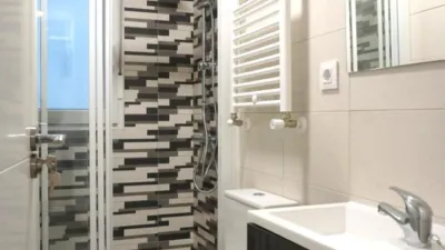 Habitación en alquiler en Calle del Capitán Méndez Vigo, 50, cerca de Calle de Bilbao, Santo Tomás-Universidad (Ávila Capital) de 370 €<span>/mes</span>
