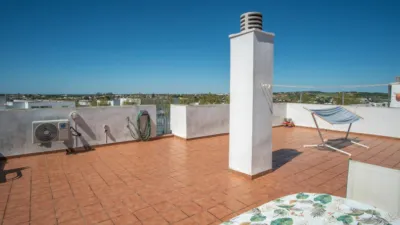 Apartment on Calle María Lejarraga photo 14