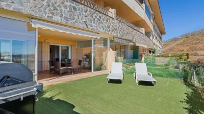 Apartment on Sierra de Cazorla Street photo 4