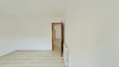Flat in Centre-Cordelles photo 12