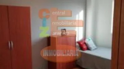 Chalet en venta en Calle Cervantes, Cabañas de Ebro de 145.000 €
