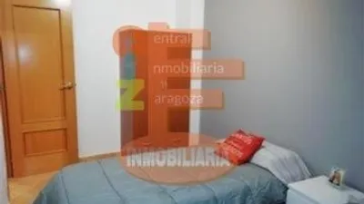 Chalet en venta en Calle Cervantes, Cabañas de Ebro de 145.000 €