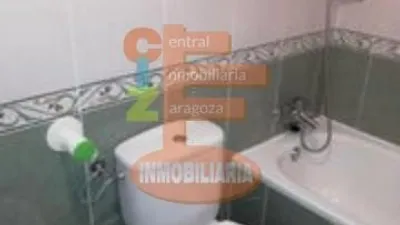 Chalet en venta en Calle Cervantes, Cabañas de Ebro de 145.000 €