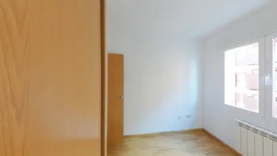 Flat in Parla photo 19