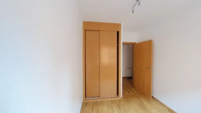 Flat in Parla photo 21