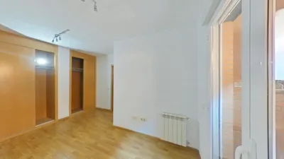 Flat in Parla photo 30