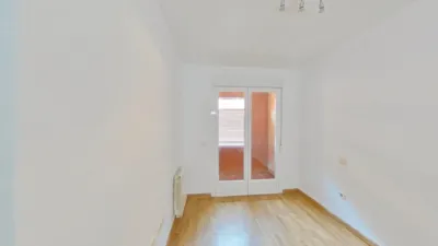 Flat in Parla photo 33