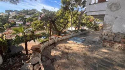 Chalet en venta en Passeig de Bellavista, cerca de Avinguda de Bellamar, Bellamar (Castelldefels) de 830.000 €