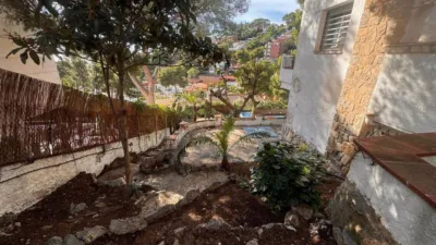 Chalet en venta en Passeig de Bellavista, cerca de Avinguda de Bellamar, Bellamar (Castelldefels) de 830.000 €