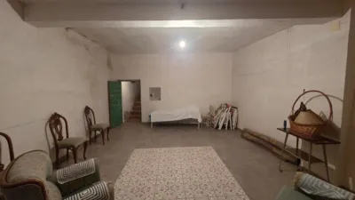 Chalet en venta en Calle de la Piña, Leganiel de 99.000 €