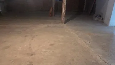 Chalet en venta en Calle de la Piña, Leganiel de 99.000 €