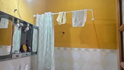 Chalet en venta en Calle de la Piña, Leganiel de 99.000 €