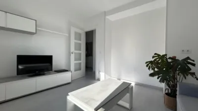 Flat in La Milagrosa photo 4