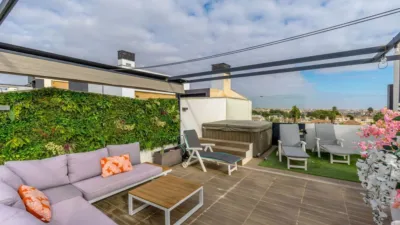 Ático en venta en Calle Molina, Los Dolses-Montezenia-Lomas de Cabo (Distrito Orihuela Costa. Orihuela) de 549.000 €