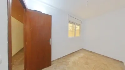 Flat in Centre photo 12