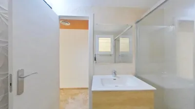 Flat in Centre photo 26
