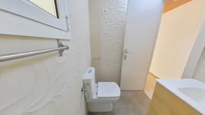 Flat in Centre photo 29