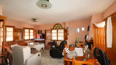 Chalet en calle de Aracena photo 2