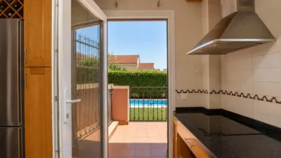 Chalet on Calle G, 2 photo 15