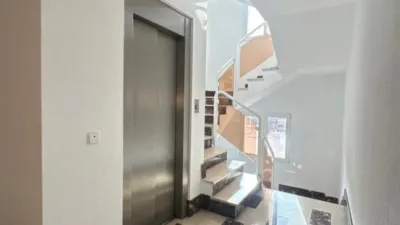 Piso en alquiler en Calle de Agapito Marazuela, José Zorrilla-Padre Claret (Segovia Capital) de 950 €<span>/mes</span>