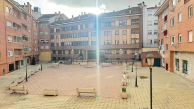 Piso en alquiler en Calle de Agapito Marazuela, José Zorrilla-Padre Claret (Segovia Capital) de 950 €<span>/mes</span>